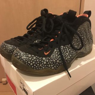 ナイキ(NIKE)のNIKE AIR FOAMPOSITE safari(スニーカー)