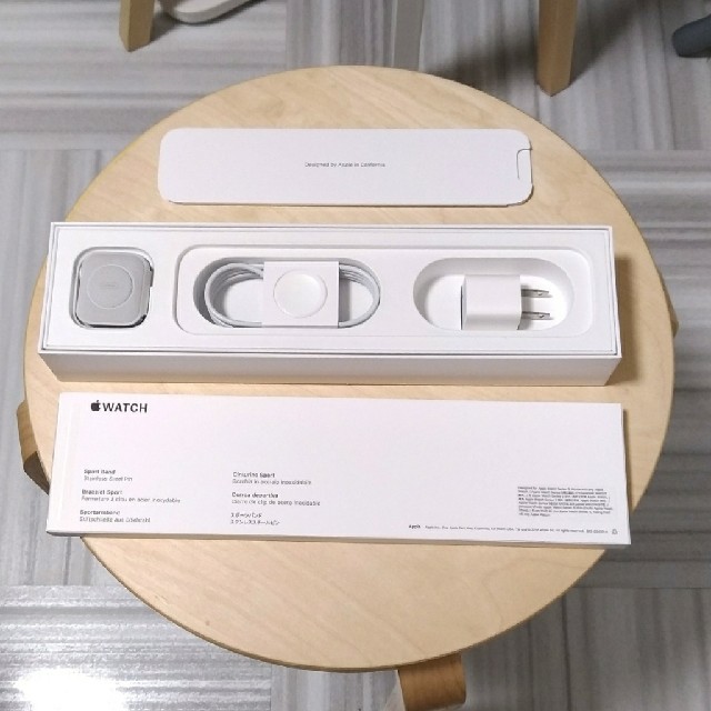 Apple Watch series 5 シルバー  40mm 新品　未使用時計