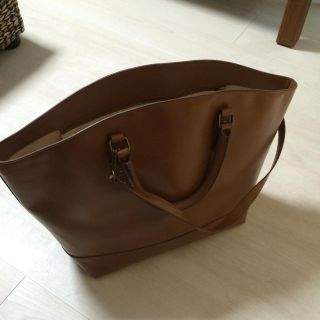 ザラ(ZARA)のザラ キャメル トートバッグ(トートバッグ)