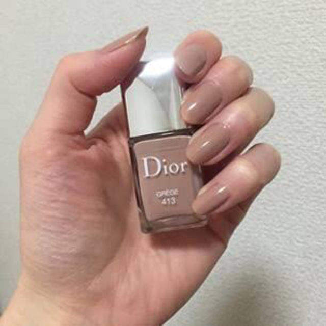 Dior(ディオール)のディオール ネイル  413 グレージュ コスメ/美容のネイル(マニキュア)の商品写真