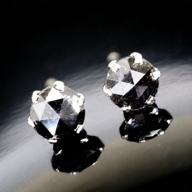 【送料無料】pt900 天然石 ブラック ダイヤモンド ピアス 刻印有 プラチナ 1