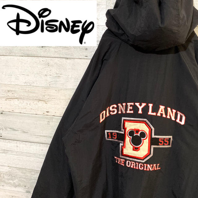 Disney(ディズニー)の【レア】ディズニー☆刺繍ビッグロゴ ミッキー ブラック ナイロンジャケット メンズのジャケット/アウター(ナイロンジャケット)の商品写真