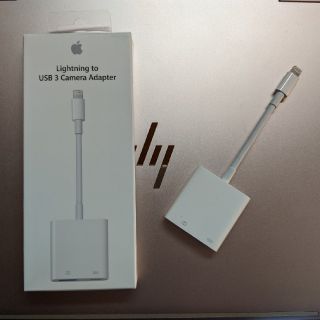 アップル(Apple)のapple lightning to usb 3 camera adapter(PC周辺機器)