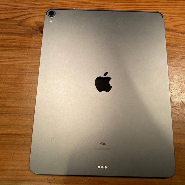 Apple(アップル)のiPad Pro 12.9 wifi 64gb スマホ/家電/カメラのPC/タブレット(タブレット)の商品写真