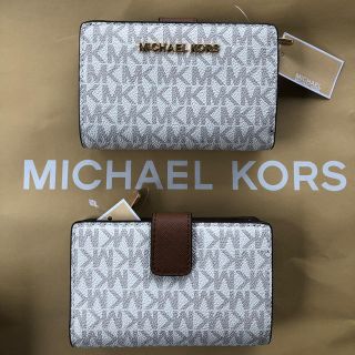 マイケルコース(Michael Kors)の大人気！マイケルコース 二つ折り財布(財布)