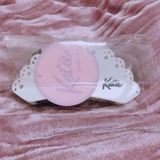 Katie メイドレースアップヘアクリップ 新品