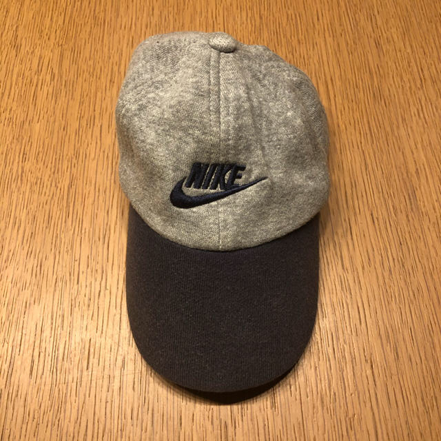 NIKE(ナイキ)のNIKE 帽子（キッズ） キッズ/ベビー/マタニティのこども用ファッション小物(帽子)の商品写真