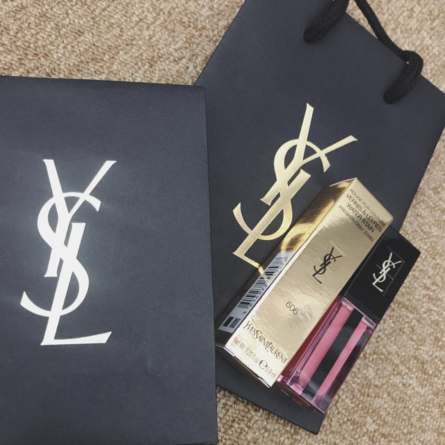 Yves Saint Laurent Beaute(イヴサンローランボーテ)のYSL♡BOX袋無　606 コスメ/美容のベースメイク/化粧品(口紅)の商品写真