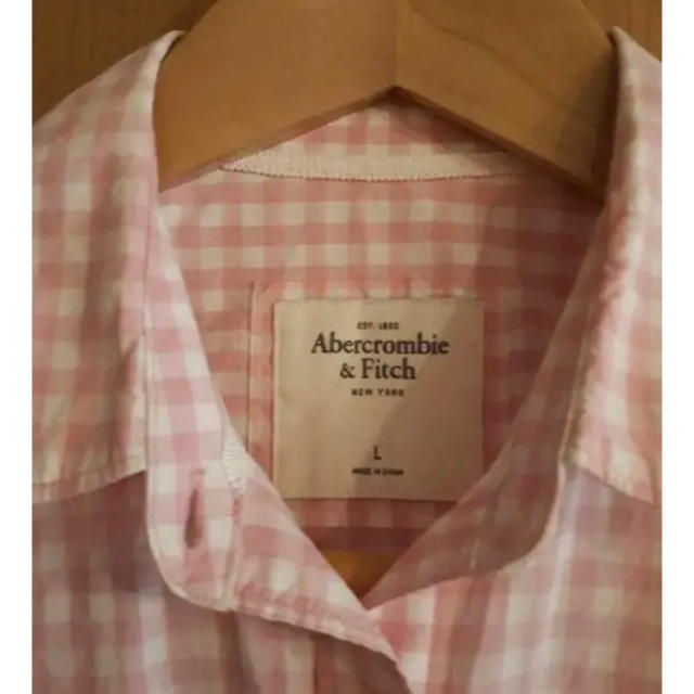 Abercrombie&Fitch(アバクロンビーアンドフィッチ)の★最終★値下げ★人気商品★ギンガムチェック柄★アバクロ★長袖シャツ レディースのトップス(シャツ/ブラウス(長袖/七分))の商品写真