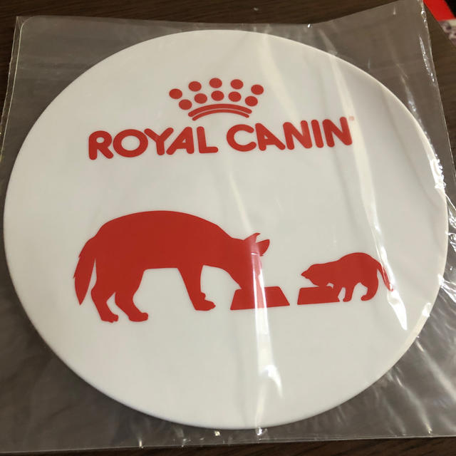 ROYAL CANIN(ロイヤルカナン)のご飯皿の下に置く滑り止めシート その他のペット用品(犬)の商品写真