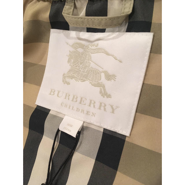 BURBERRY(バーバリー)のまど様専用 キッズ/ベビー/マタニティのベビー服(~85cm)(ジャケット/コート)の商品写真