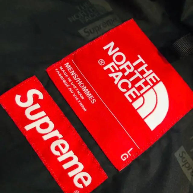 18AW supreme Expedition jacket