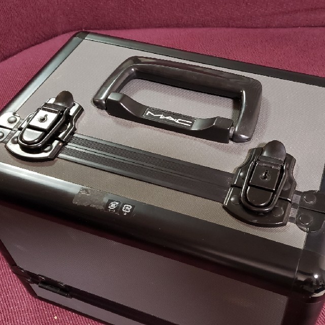 M.A.C マック コスメボックス 4段 レア ジュラルミンケース-