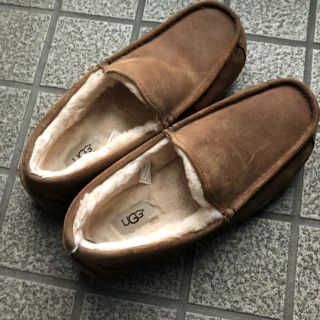 アグ(UGG)のアグ メンズ モカシンサイズ 25センチ  未使用に近い(スリッポン/モカシン)