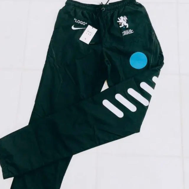 OFF-WHITE(オフホワイト)のNIKE  off-white  Track pant M size メンズのパンツ(その他)の商品写真