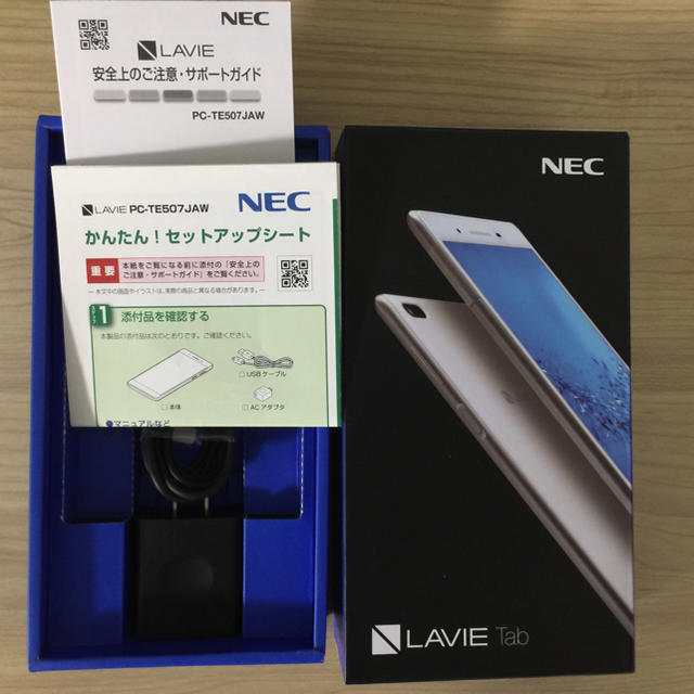 PC/タブレット20日まで値下 LAVIE Tab NEC PC-TE507 JAW ケース付