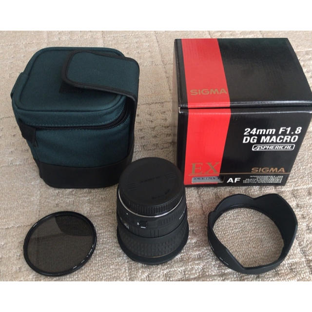 キャノンAF用　シグマレンズ24mm1.8PLフィルターおまけ付き送料込