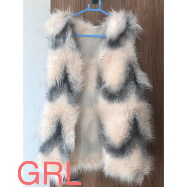 GRL(グレイル)のGRL ファー ベスト レディースのトップス(ベスト/ジレ)の商品写真