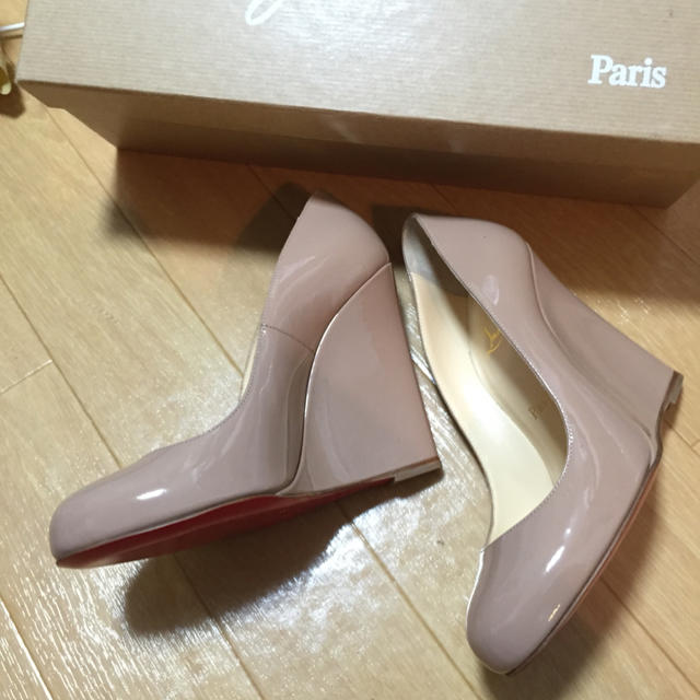 Christian Louboutin(クリスチャンルブタン)の未使用ルブタン ウェッジパンプス レディースの靴/シューズ(ハイヒール/パンプス)の商品写真