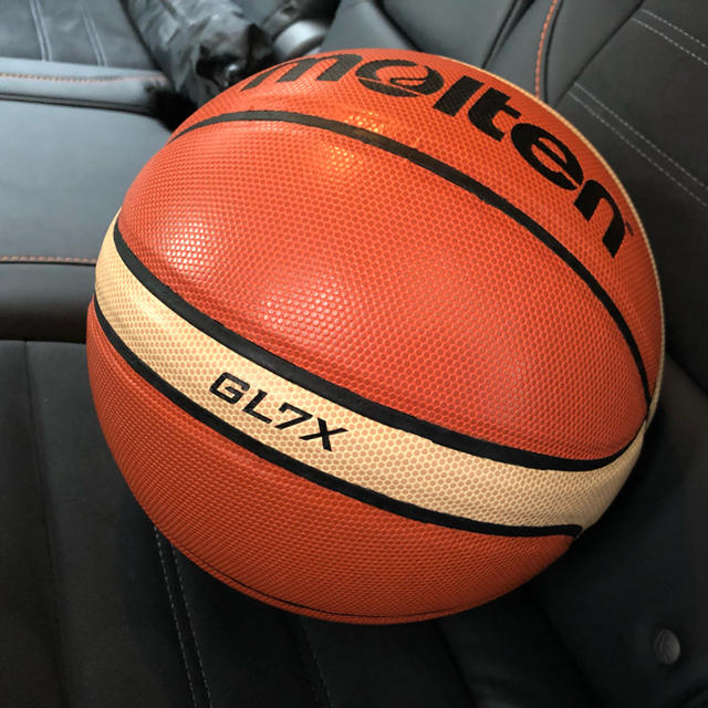 バスケットボール　GL7X  スポーツ/アウトドアのスポーツ/アウトドア その他(バスケットボール)の商品写真