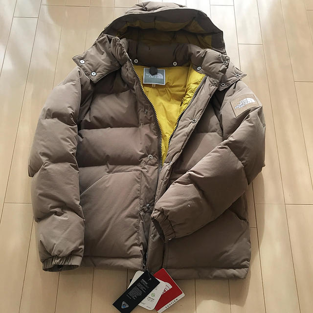 THE NORTH FACE(ザノースフェイス)の新品☆THE NORTH FACE ☆CAMP SIERRA SHORT  レディースのジャケット/アウター(ダウンジャケット)の商品写真