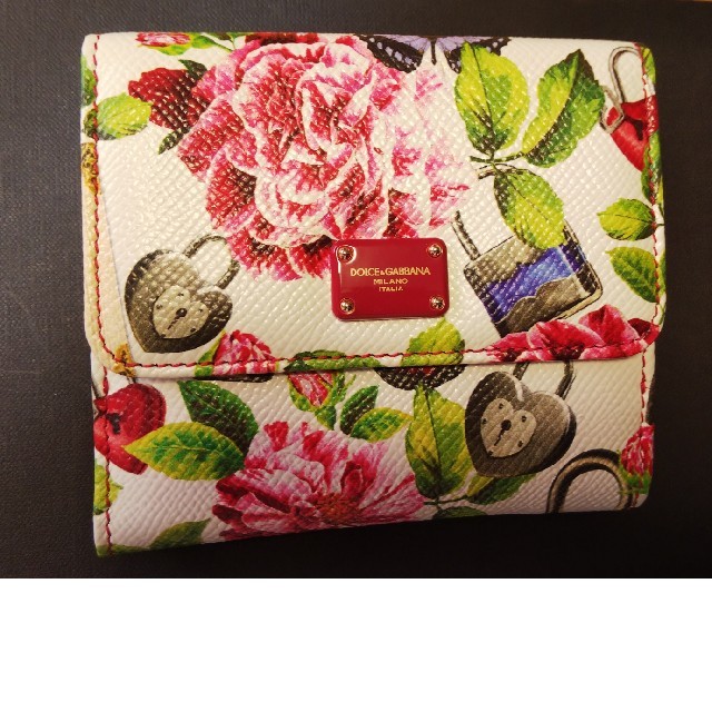 DOLCE&GABBANA(ドルチェアンドガッバーナ)の専用   DOLCE&GABBANA 二つ折り財布 国内正規店購入 レディースのファッション小物(財布)の商品写真