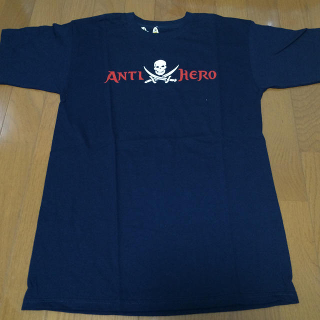 ANTIHERO(アンチヒーロー)のANTI HERO Tシャツ メンズのトップス(Tシャツ/カットソー(半袖/袖なし))の商品写真