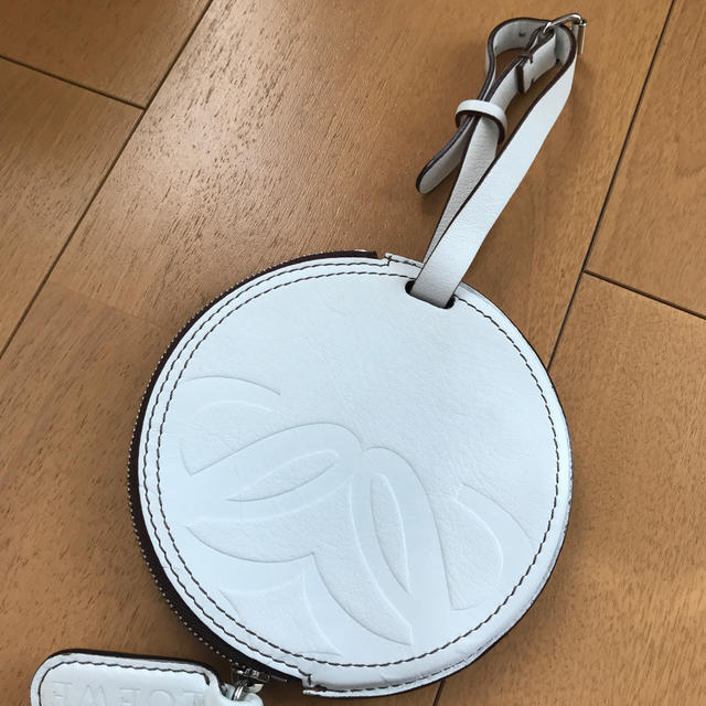 LOEWE(ロエベ)のロエベ  コインケース　キーホルダー レディースのファッション小物(コインケース)の商品写真