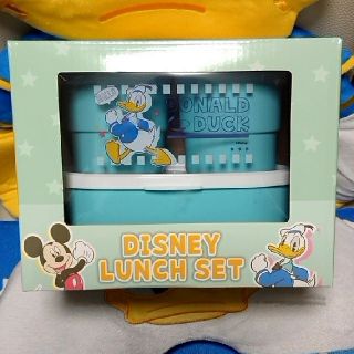 ディズニー(Disney)の【新品未使用】ディズニー  ランチ ボックス  ドナルド  スプーンフォーク付き(弁当用品)