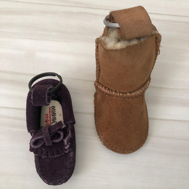 UGG(アグ)のキーホルダー ミネトンカ アグ UGG レディースのファッション小物(キーホルダー)の商品写真