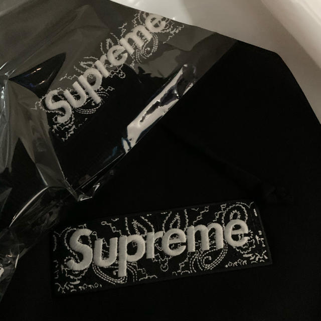 Supreme(シュプリーム)のsupreme bandana ビーニー バンダナ 黒 メンズの帽子(ニット帽/ビーニー)の商品写真