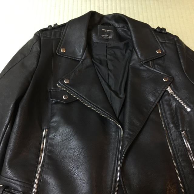 ZARA(ザラ)のZARAライダースジャケット レディースのジャケット/アウター(ライダースジャケット)の商品写真