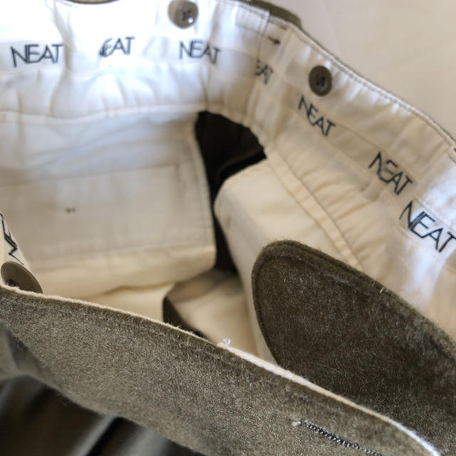 COMOLI(コモリ)のNEAT スラックス メンズのパンツ(スラックス)の商品写真