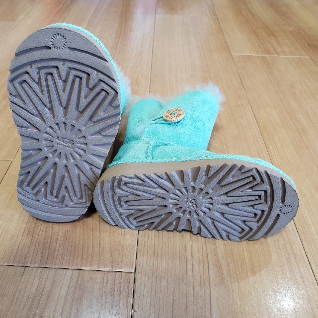 UGG(アグ)のUGG　子ども用 usa7サイズ　14.5　アグ キッズ/ベビー/マタニティのキッズ靴/シューズ(15cm~)(ブーツ)の商品写真