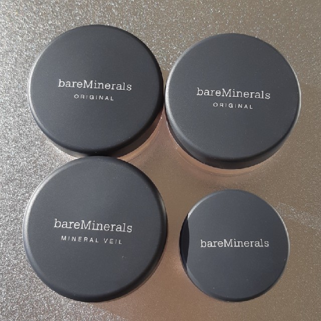 bareMinerals(ベアミネラル)の【新品】ベアミネラル 4点セット コスメ/美容のベースメイク/化粧品(ファンデーション)の商品写真