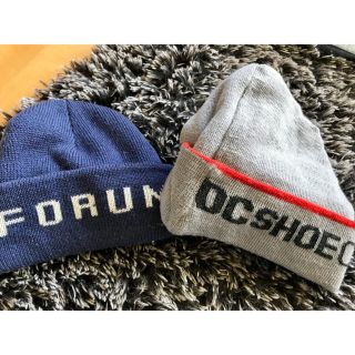 ディーシーシューズ(DC SHOES)のDCとFORUM ツバ付きニット　2個セット(ニット帽/ビーニー)