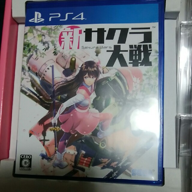 ps4 新サクラ大戦初回限定版です。