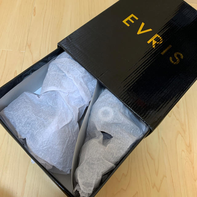 EVRIS(エヴリス)のEVRIS ブラック サンダル レディースの靴/シューズ(サンダル)の商品写真