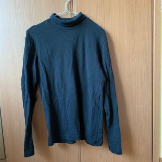 ユニクロ(UNIQLO)のタートルネック　トップス(Tシャツ(長袖/七分))