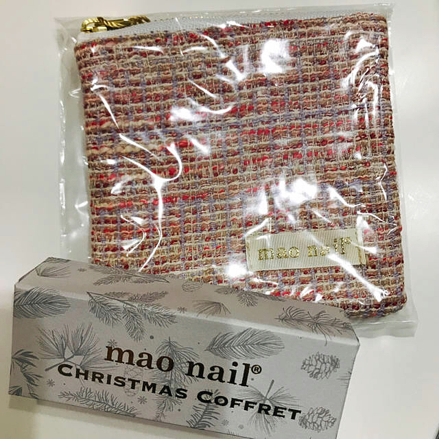 maogel ✴︎ マオジェル クリスマスコフレ2019 1g x 3色 コスメ/美容のネイル(カラージェル)の商品写真