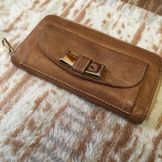 クロエ(Chloe)のChloeリリーラウンド長財布.正規品。美品。(財布)