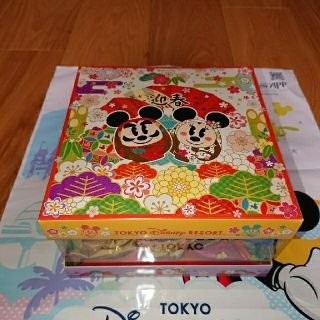 ディズニー(Disney)のあき様専用☆ディズニー 2020 お正月 おせんべい 紙箱 1箱(菓子/デザート)