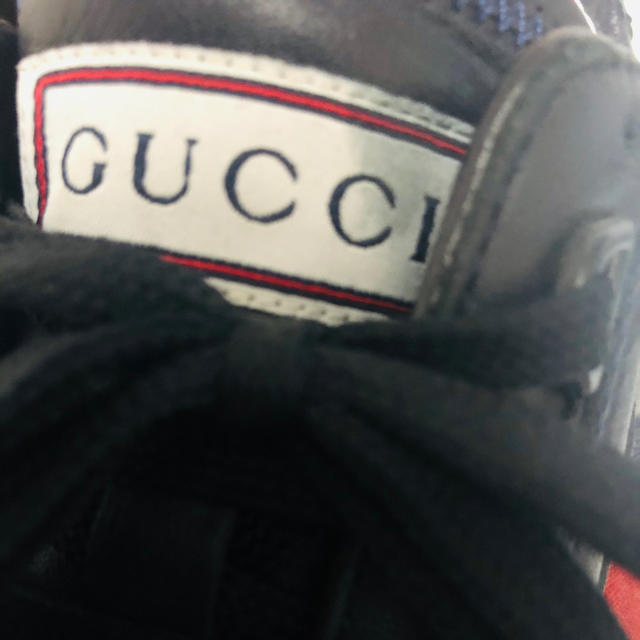 Gucci(グッチ)のGUCCI スニーカー　27.5CM メンズの靴/シューズ(スニーカー)の商品写真