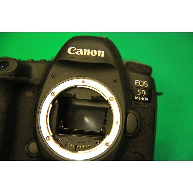Canon(キヤノン)の【purius様専用】Canon EOS５D Mark Ⅳ ボディ【おまけ付き】 スマホ/家電/カメラのカメラ(デジタル一眼)の商品写真