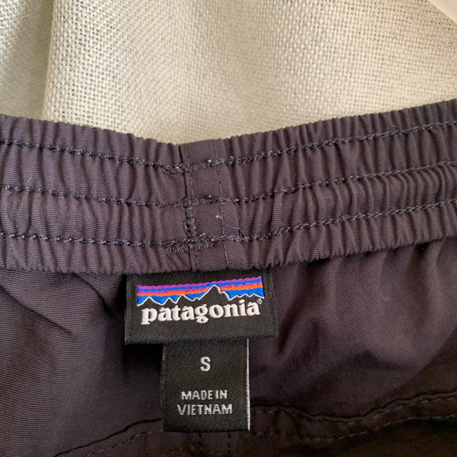 patagonia(パタゴニア)のパタゴニア  Mサイズ　パンツ メンズのパンツ(ワークパンツ/カーゴパンツ)の商品写真