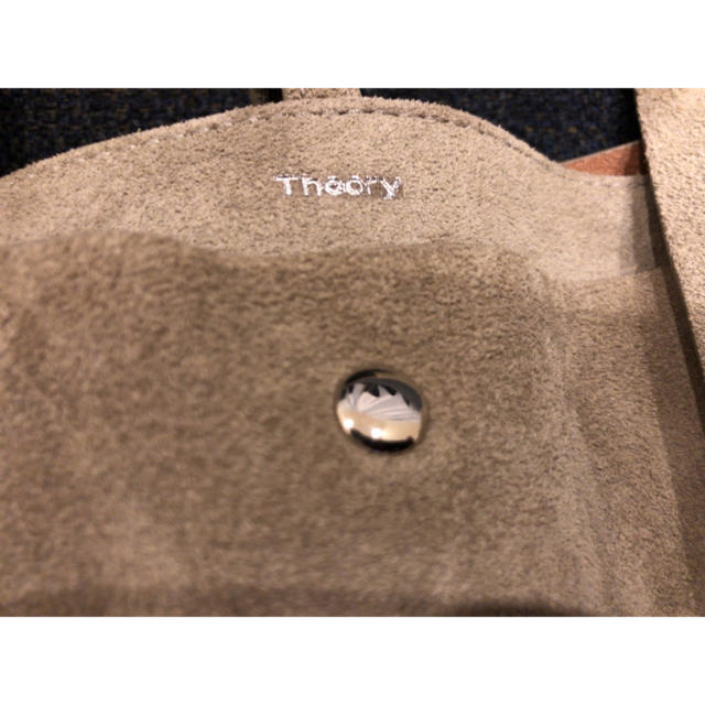 theory(セオリー)のtheory スウェード　トートバック レディースのバッグ(トートバッグ)の商品写真