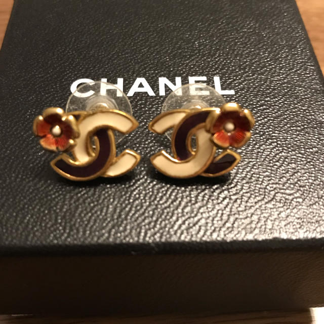 CHANEL(シャネル)のCHANEL ピアス メンズのアクセサリー(ピアス(両耳用))の商品写真