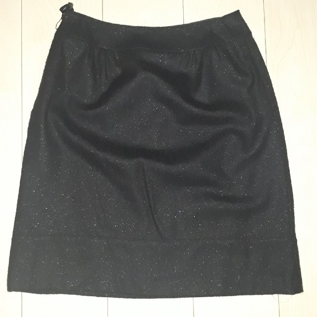 NATURAL BEAUTY BASIC　ひざ丈ウールスカート　黒 レディースのスカート(ひざ丈スカート)の商品写真