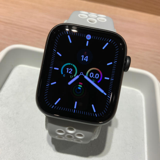 (純正品) Apple Watch series5 44mm GPSモデル時計