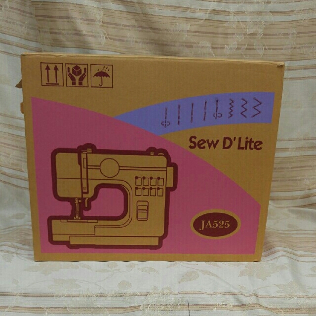 JANOME　コンパクトミシン JA525